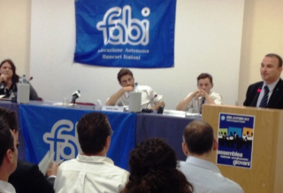 GIOVANI FABI IN ASSEMBLEA: 