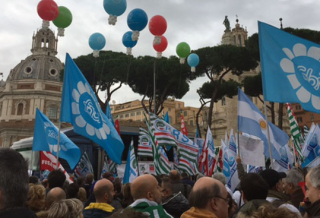EQUITALIA, LO SCIOPERO FA IL PIENO DI ADESIONI
