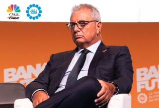 BANCHE, RISIKO, CONTRATTI E PIANI INDUSTRIALI: SILEONI IN DIRETTA SU CLASS CNBC