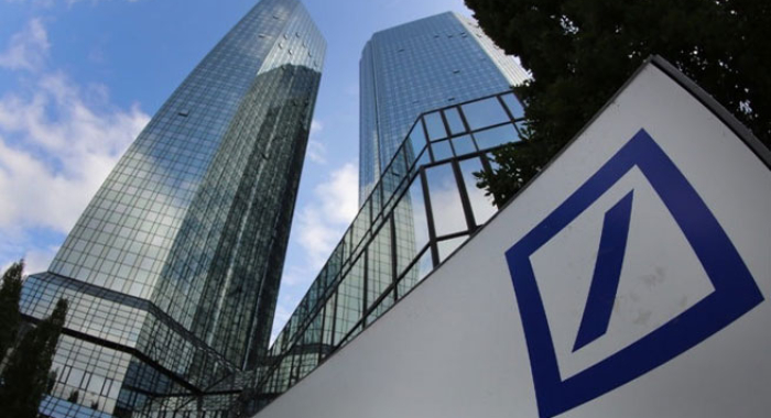 DEUTSCHE BANK, USCITE SOLO VOLONTARIE  E INCENTIVATE