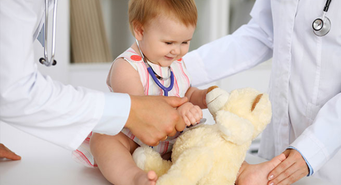 OSPEDALE DI PIACENZA, LA FABI DONA UN DEFIBRILLATORE PER I BAMBINI CARDIOPATICI