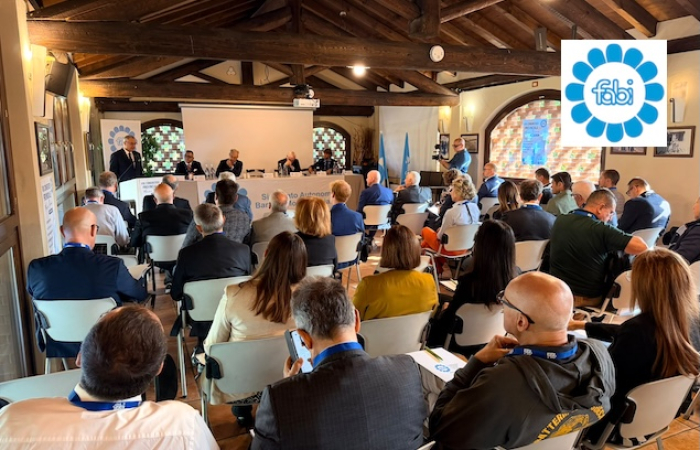 FABI MONZA: «INTELLIGENZA ARTIFICIALE E NUOVE PROFESSIONALITÀ, LE SFIDE PER IL LAVORO IN BANCA»