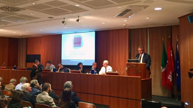 FORUM FISAC, APPLAUSI A SILEONI: ?EVITARE LICENZIAMENTI NOSTRA PRIORIT??