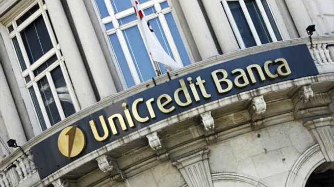 UNICREDIT, SSC PERDE PEZZI