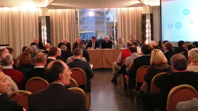 AL VIA COORDINAMENTO FABI UNICREDIT