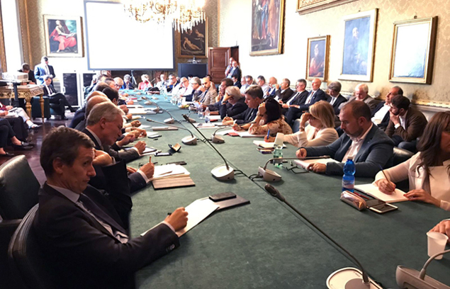 BANCHE, IN 2018 SPENDING REVIEW DA 2,2 MILIARDI SU COSTO LAVORO