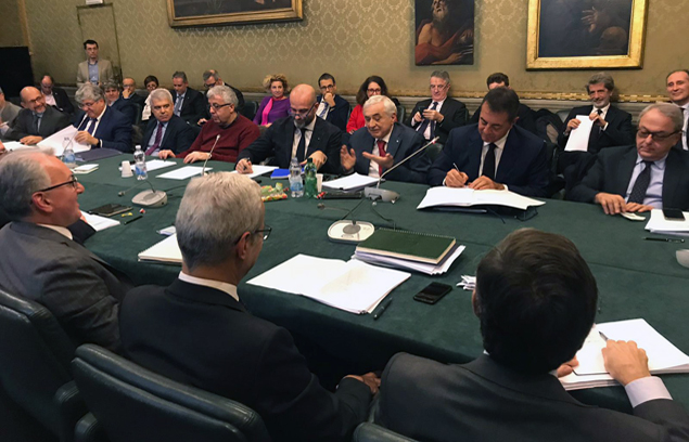 RINNOVATO CONTRATTO NAZIONALE LAVORO AUMENTO DI 190 EURO E STRETTA ALLE PRESSIONI COMMERCIALI