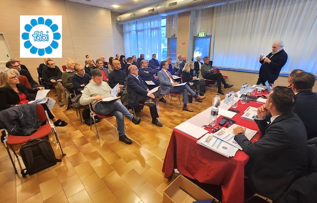 FABI VARESE ACCENDE I FARI SUL CLIMA AZIENDALE: DISAGIO E STRESS