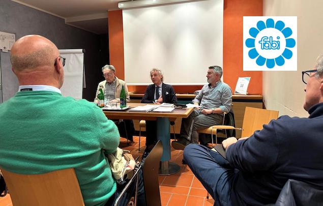 CAPIRE IL PRESENTE PER COSTRUIRE IL FUTURO. CICLO DI INCONTRI A UDINE